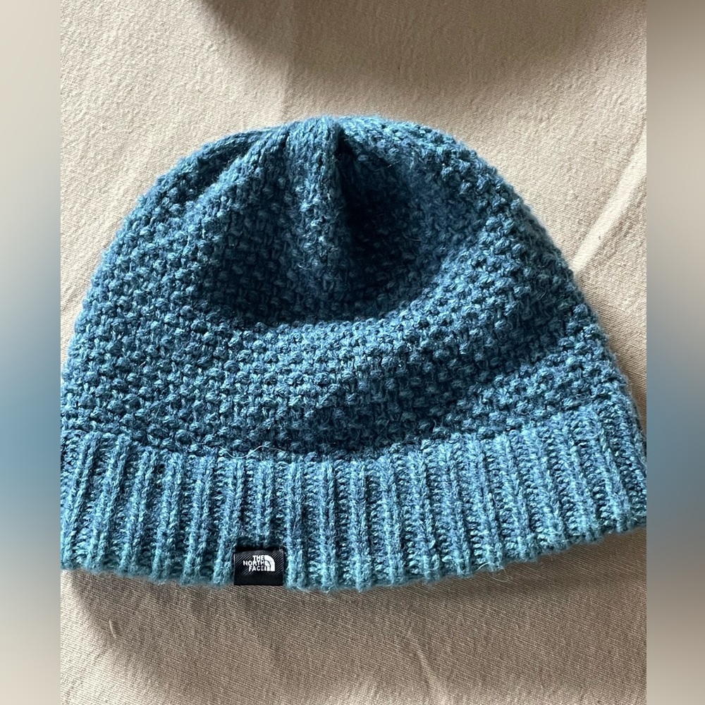 NWOT Northface fleece hat
